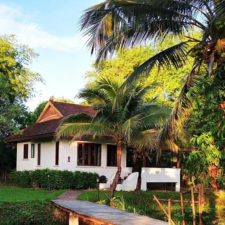 Jasmine Hills Lodge Doi Saket Exterior photo